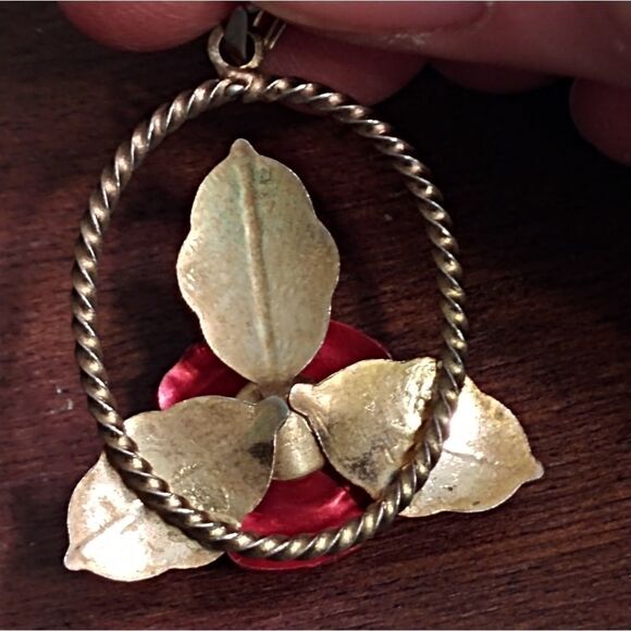 2 for $20 VTG Metallic Red Rose Pendant Green Leaf - Picture 4 of 6